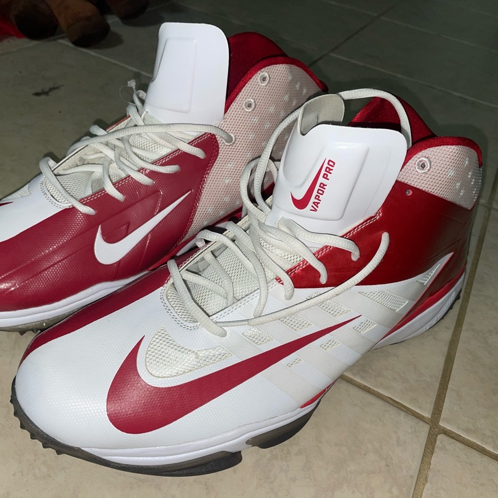 Nike Vapor Pro Turf Football Shoes Red & White Size 18 - Picture 2 of 5